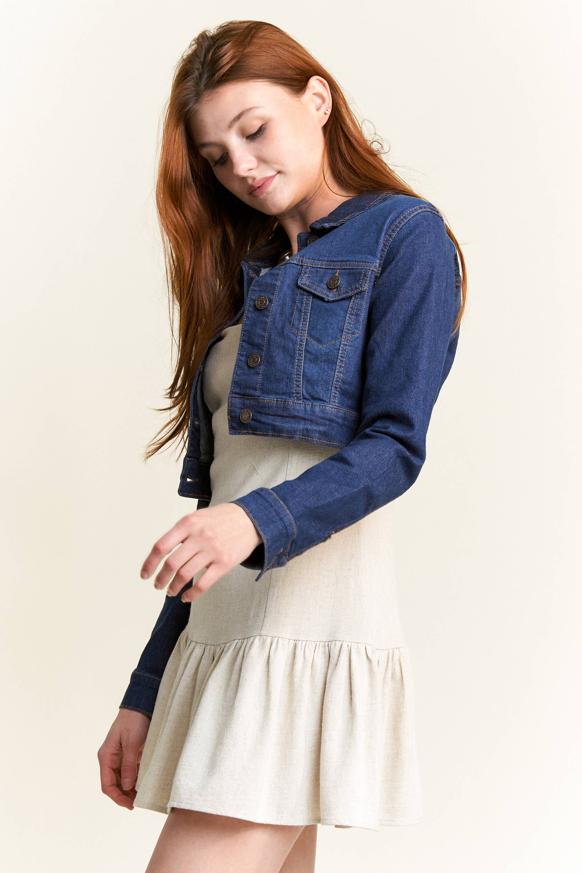 OSCURO PRE PACK Chaqueta Vaquera Básica Recortada EJ2056 de venta al por mayor en Faire1