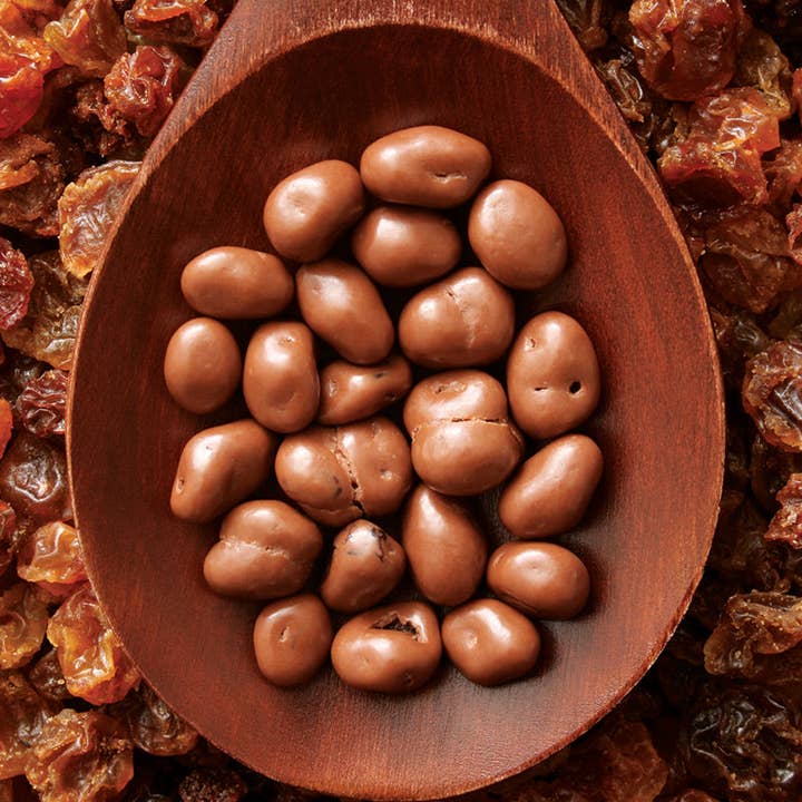 Mælk Chokolade Overdækket Rosiner for engroshandel hos Burke's Naturals