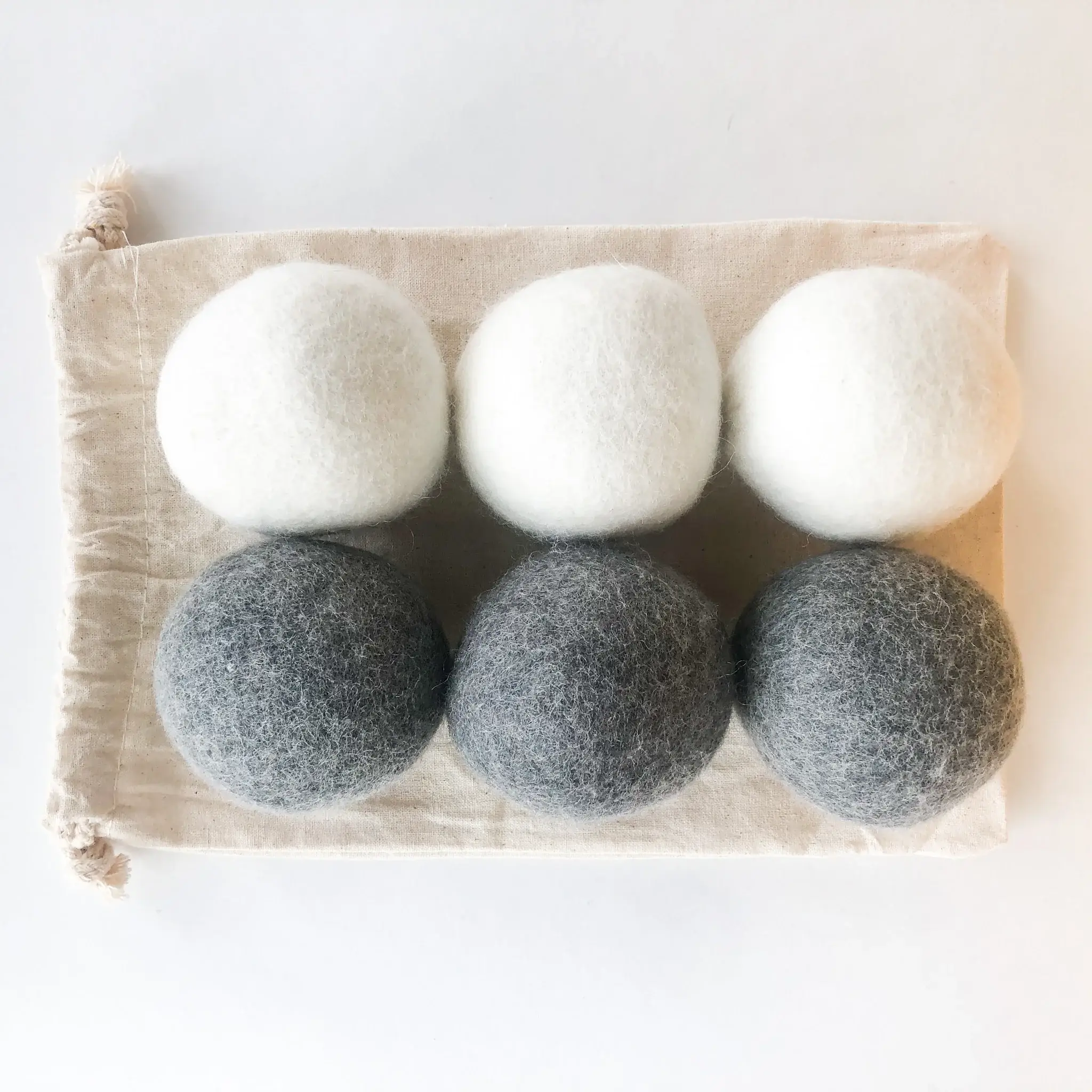 Smile Boutiques - Wholesale Dryer Balls - Natural Organic Handmade Wool Dryer Balls - Set of 68