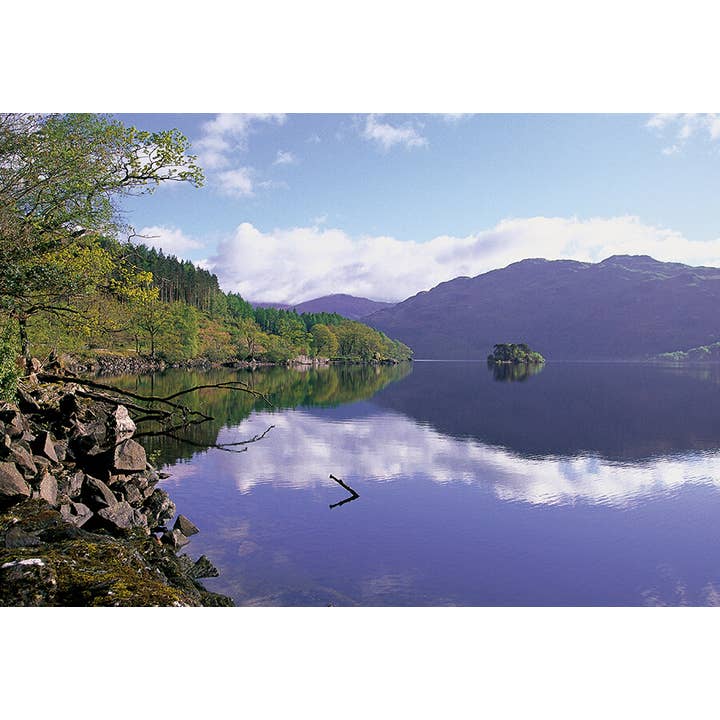 Tarjeta postal mediana Loch Lomond para venta al por mayor de Island Blue Publishing