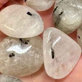 turmalineret kvarts 15-25mm tromle sten turmalin kvarts for engroshandel hos Elf Kendal Hippies