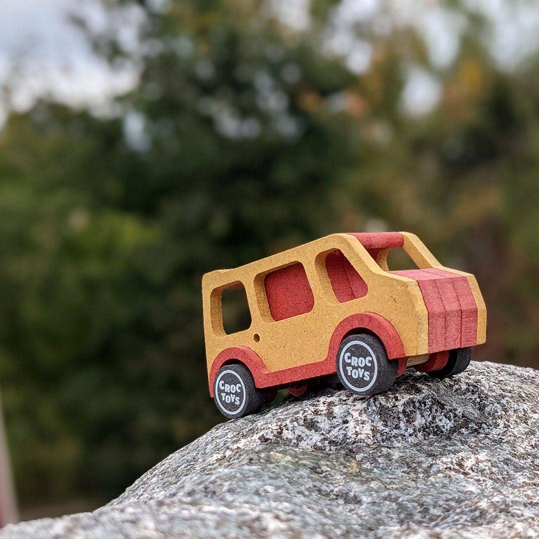 Croctoys - Wholesale Toy Car/Truck - Kids - Wooden vehicle construction kit: ANNE, the Super Van5