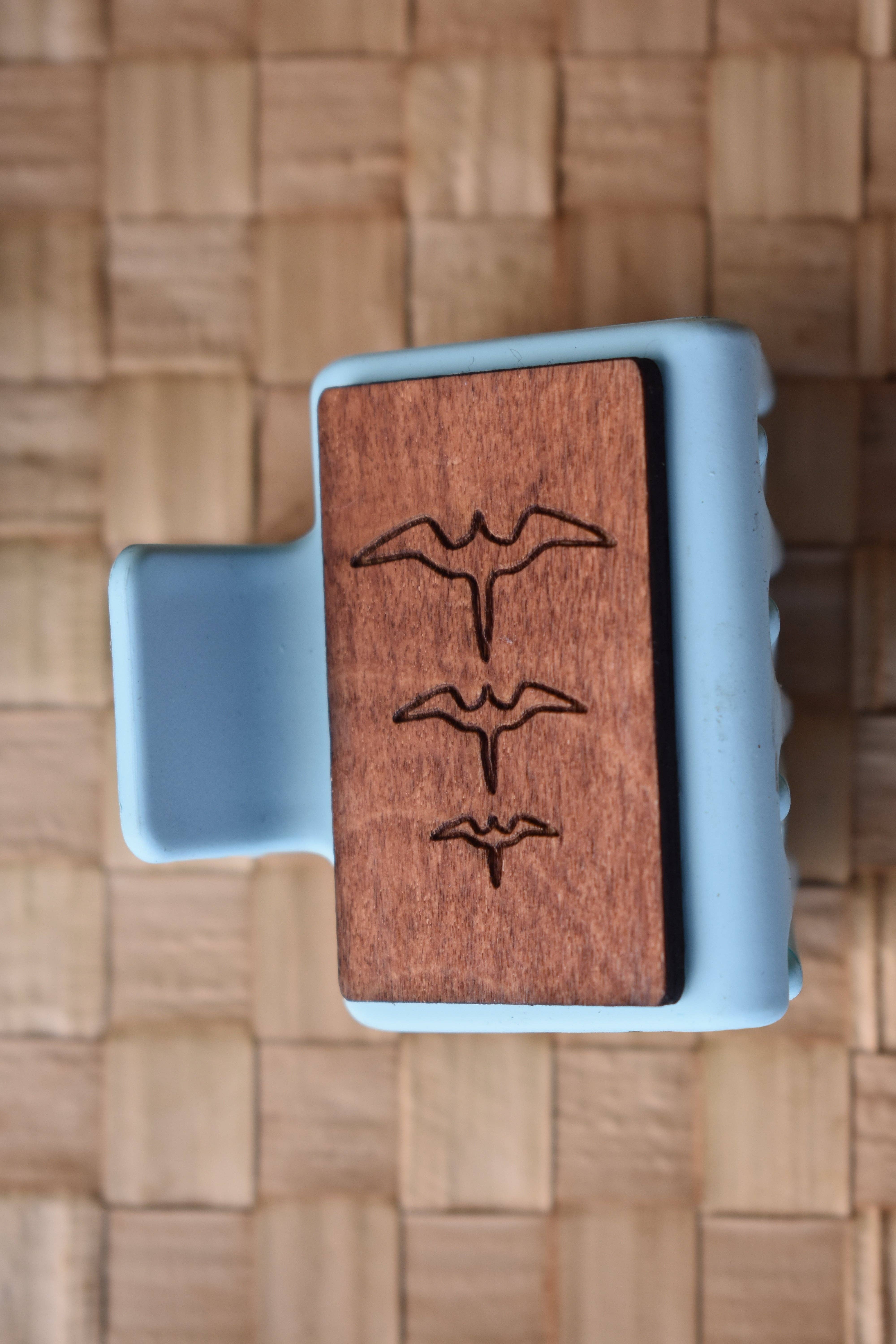 Revel Sun Hawai'i – wholesale Hair clip – Women’s – Mini Handmade Wood Engraved Hair Clip2