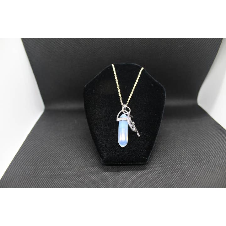 Witchcrafted in MI - Vendita all'ingrosso Collana con ciondolo/pendaglio - Collana con fata in opalite, gioielli pagani Witchy Wicca