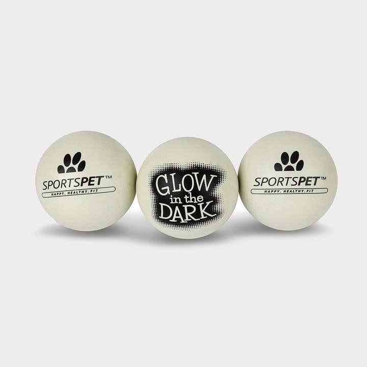4cats Heimtierbedarf GmbH - Wholesale Pet Fetch Ball - Dog - SPORTSPET Hochspringender Ball "leuchtet im Dunkeln" - 3er-Pack2