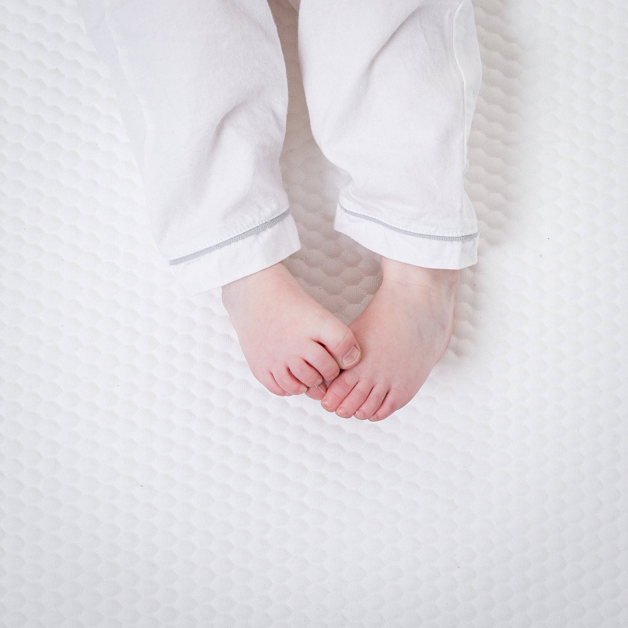 The Tiny Bed Company - Vente Drap pour berceau/lit pour bébé - Tiny Dreamer Essentials™ - Matelas nacelle de qualité supérieure pour s'adapter à la fraise ICANDY (71 x 28 cm)0