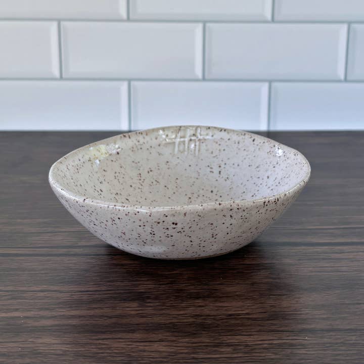 Ashley Anne Ceramics - Wholesale Decorative Plate/Dish/Bowl - Candy Bowl