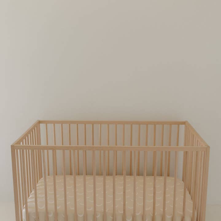 Forever French Baby - Wholesale Cot/Crib Sheets - Bamboo Crib Sheet | Luna