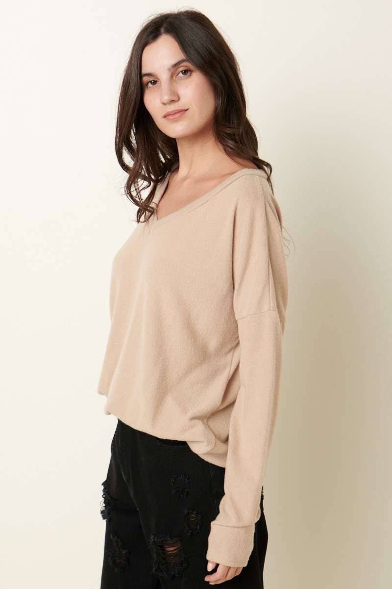 mittoshop - Venta al por mayor Jersey corto de punto - Mujer - TOP DE PUNTO CON CUELLO EN V ESTILO HACCI CEPILLADO T102225
