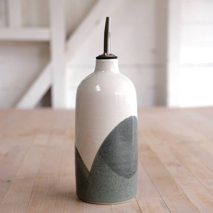 FHAR Studio - Wholesale Oil/Vinegar Dispenser - core - 23 fl oz oil cruet - handmade, porcelain2