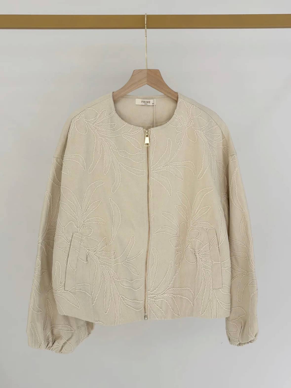 Frime - Wholesale Jacket - Women's - Embroidered jacket with puff sleeves - 565712