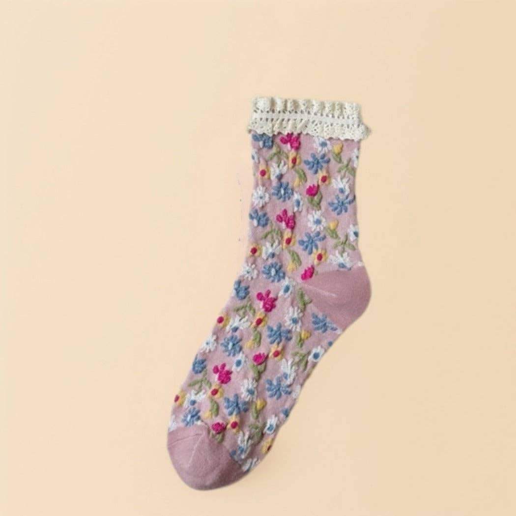 Funkyrel® Atzbranding Limited - Wholesale Socks - Women's - Rufia - Lace-Trim Vintage Floral Relief Socks4