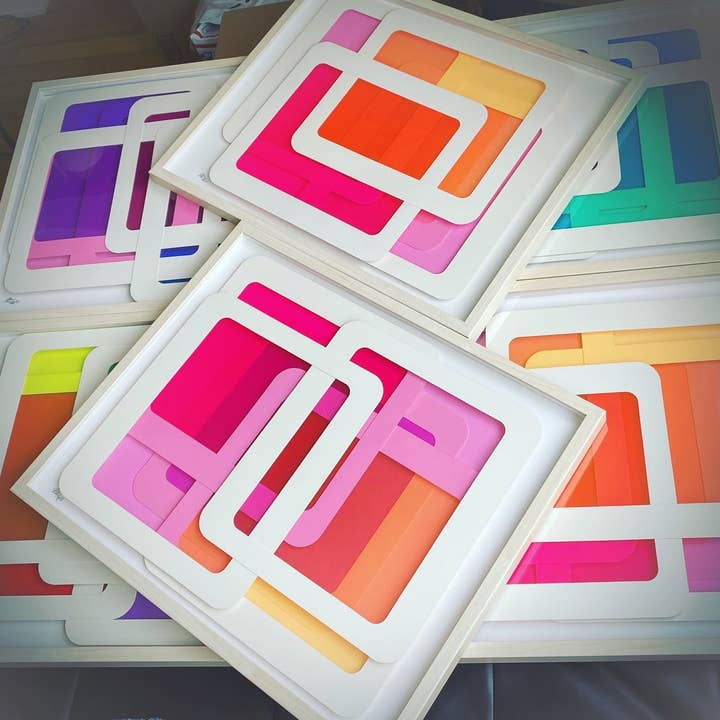 Transparente Wandkunst in leuchtenden Farben (gerahmt, 40,6 x 50,8 cm) für den Großhandel von Eclectic Mundane