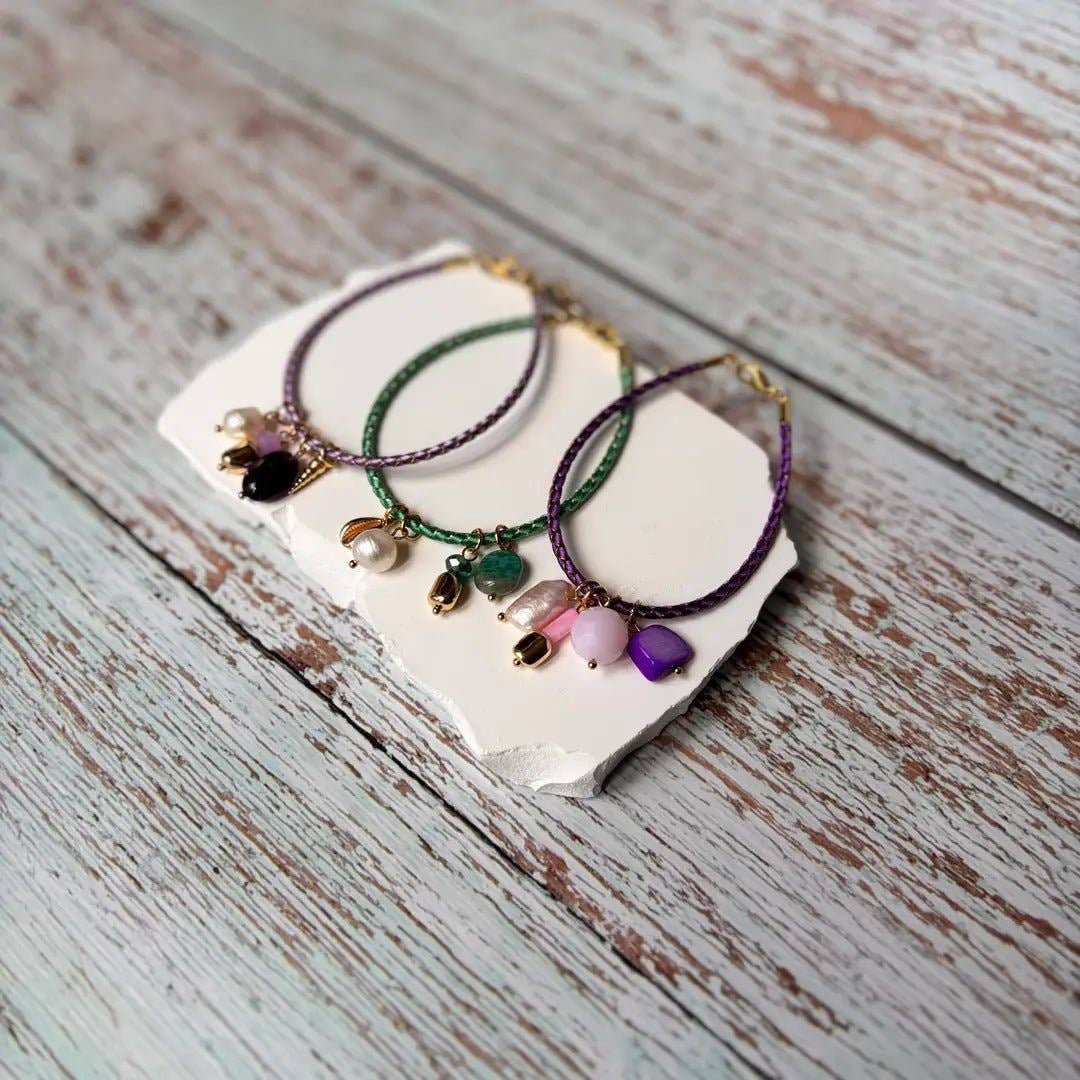 OE! - Wholesale Charm/Dangle Bracelet - Estate Addosso Viola – Bracciale in corda con charm2