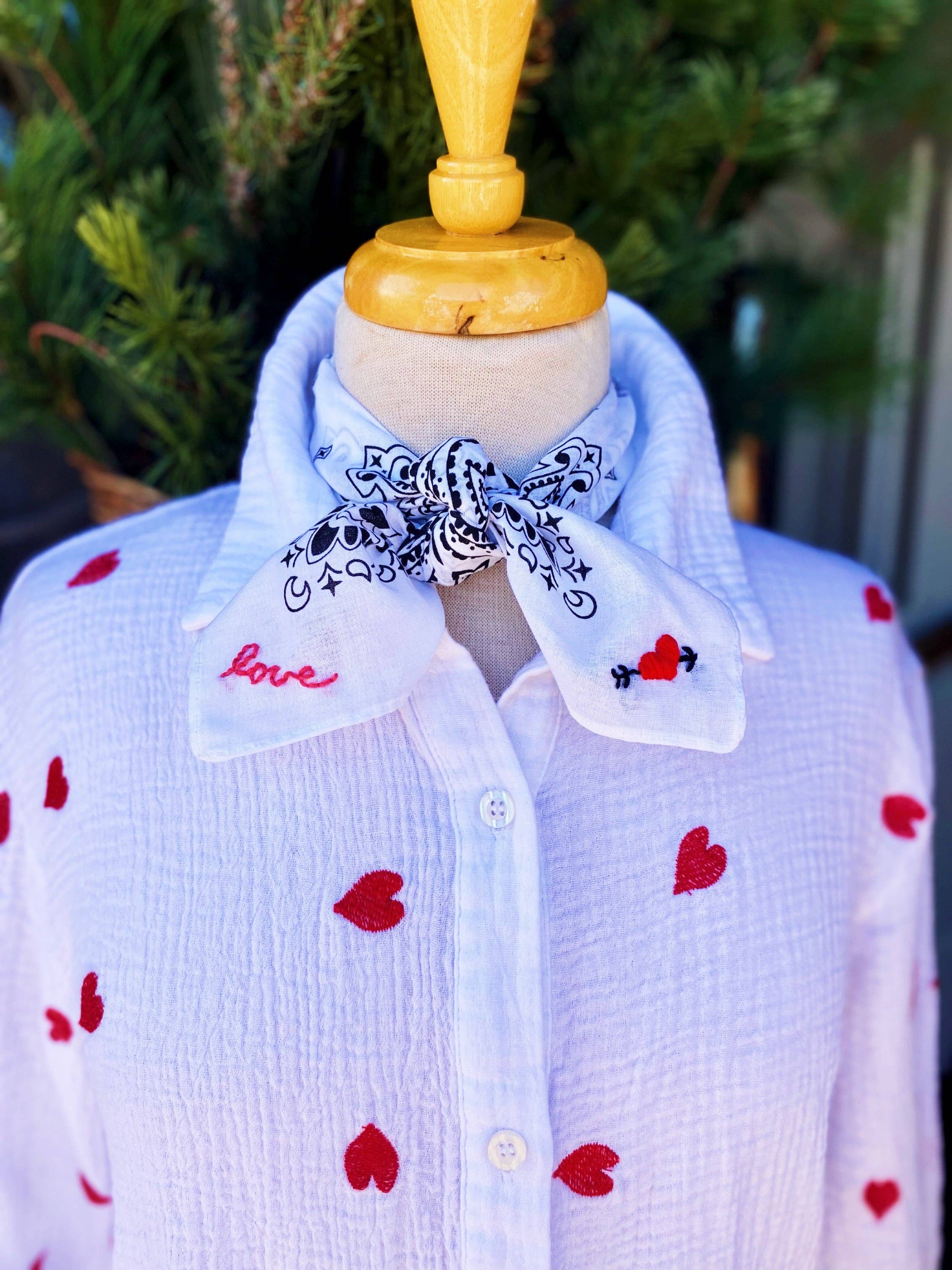 Pradera - Purveyors of the West – wholesale Bandana - Dam – Broderad My Love Bandana0