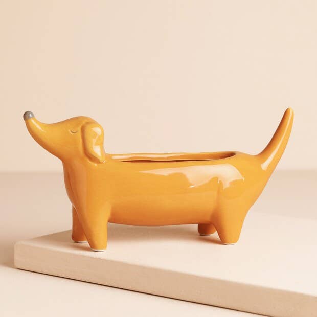 Lisa Angel – wholesale Plant pot – Orange Dachshund Standing Dog Planter1