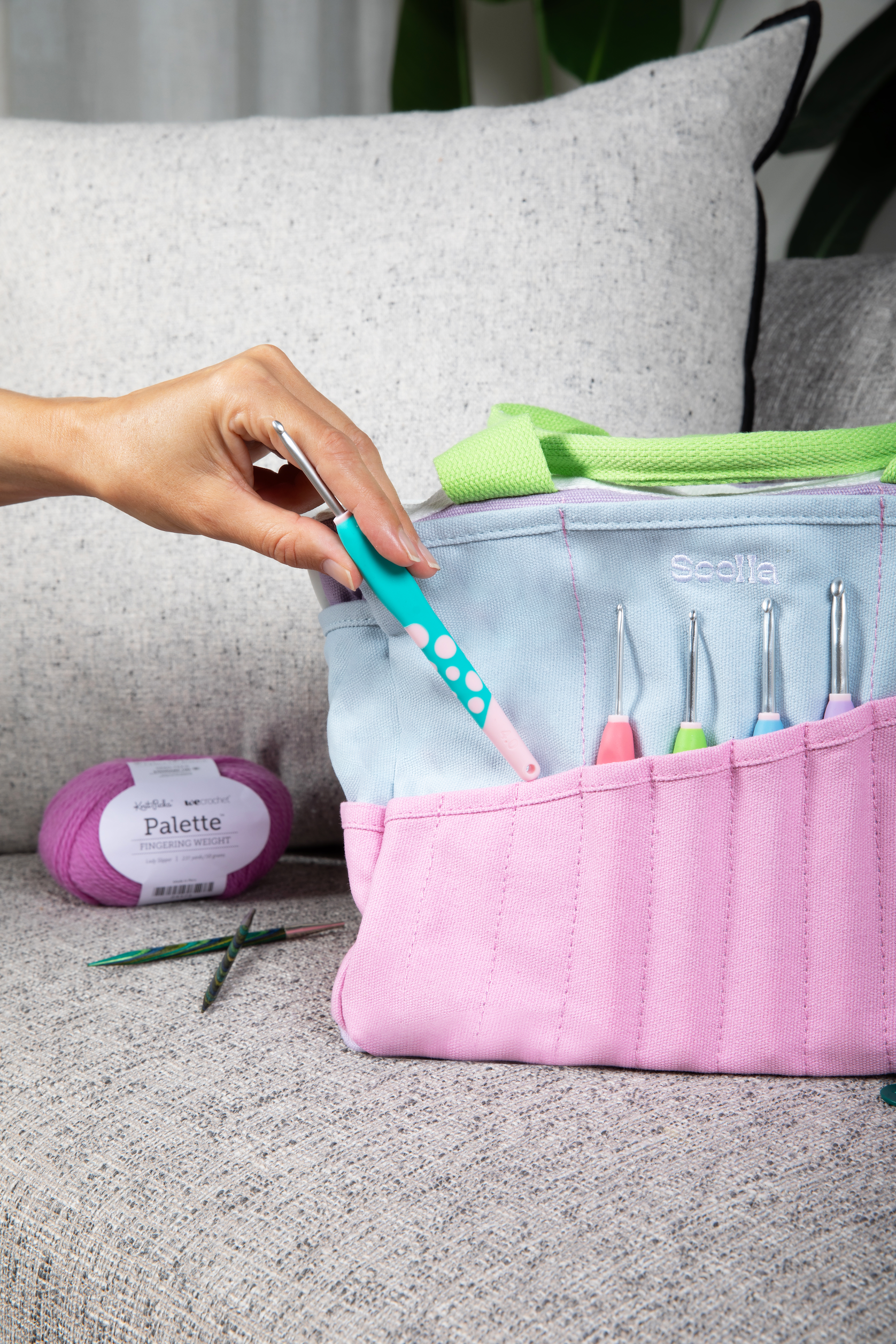 Soolla - Wholesale Craft Tool - Soolla Studio Artist Bag, 80's Windbreaker, Knitting Crochet3