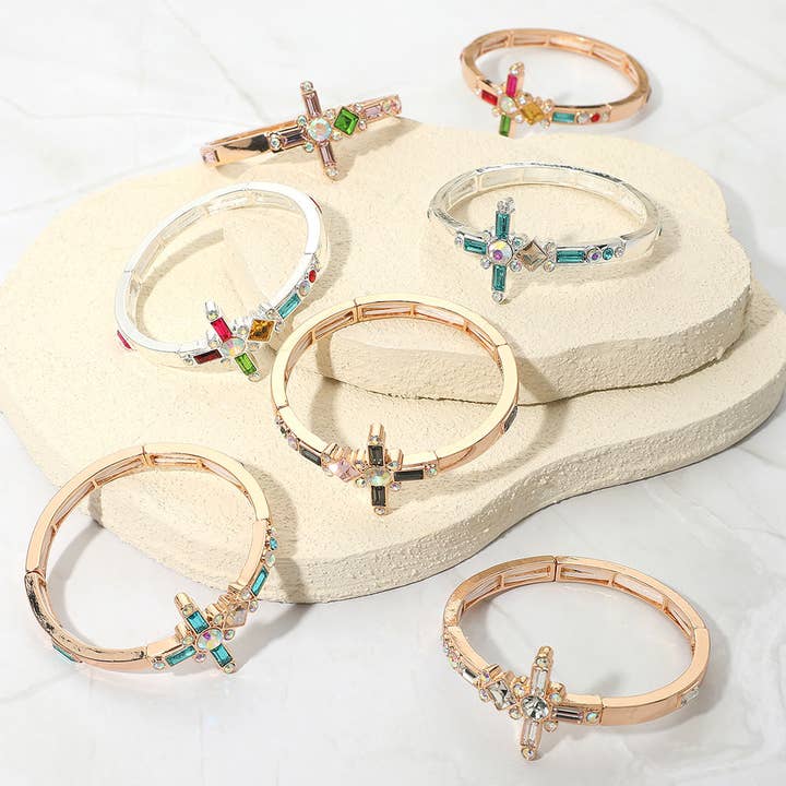 Bracelet extensible avec croix en pierre mixte pour la vente par Sensibling Corp.