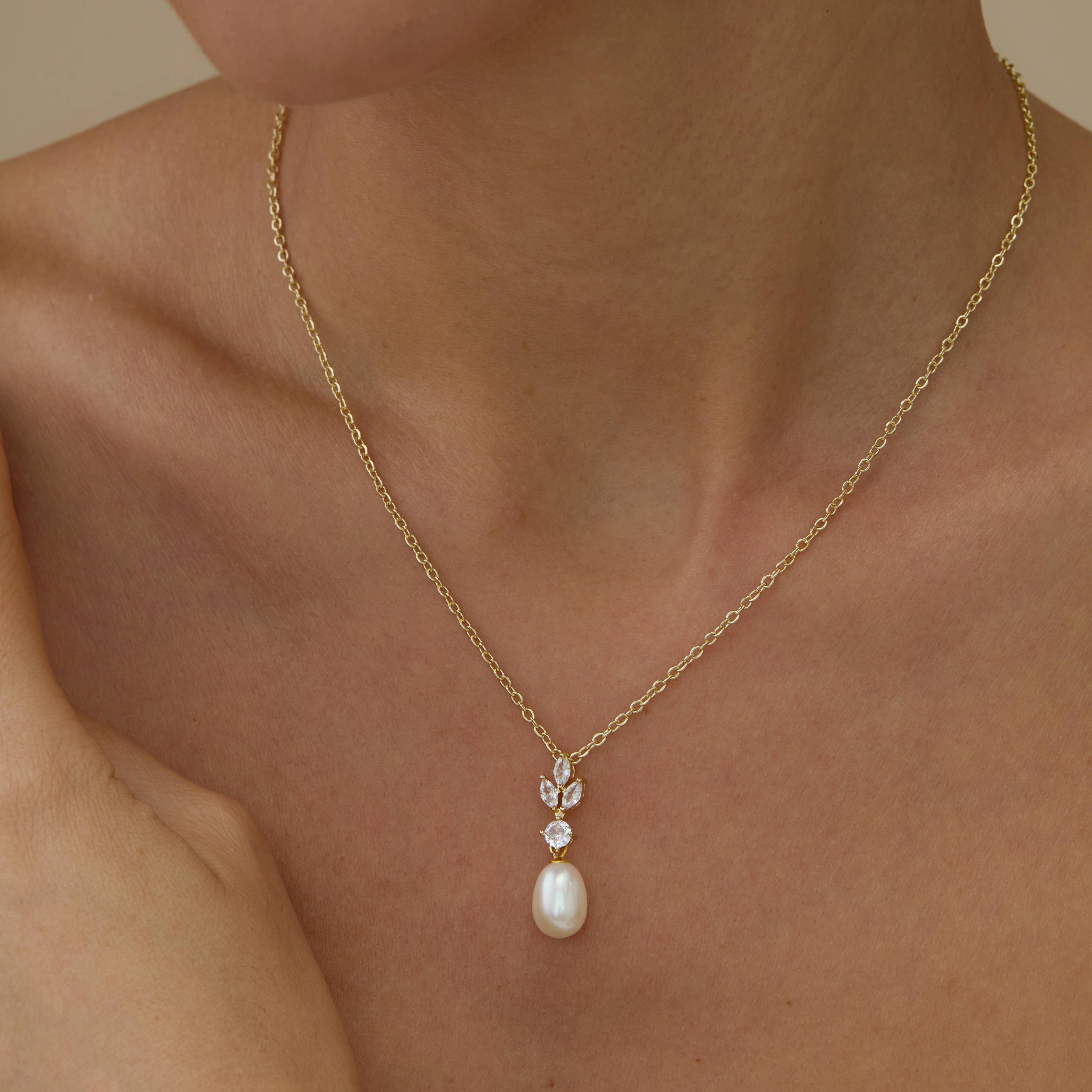 Drrtymagic - Wholesale Jewelry Set - Freshwater Pearl Diamond Necklace& Pearl Earrings Set6