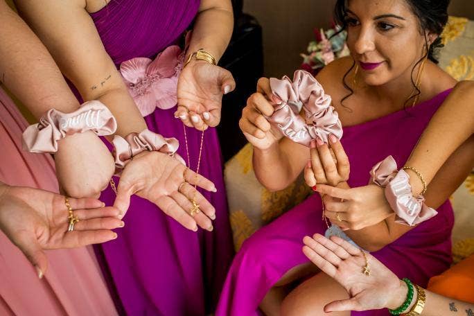 Staller - Wholesale Hair Clip - Women's - Custom Satin Scrunchies1