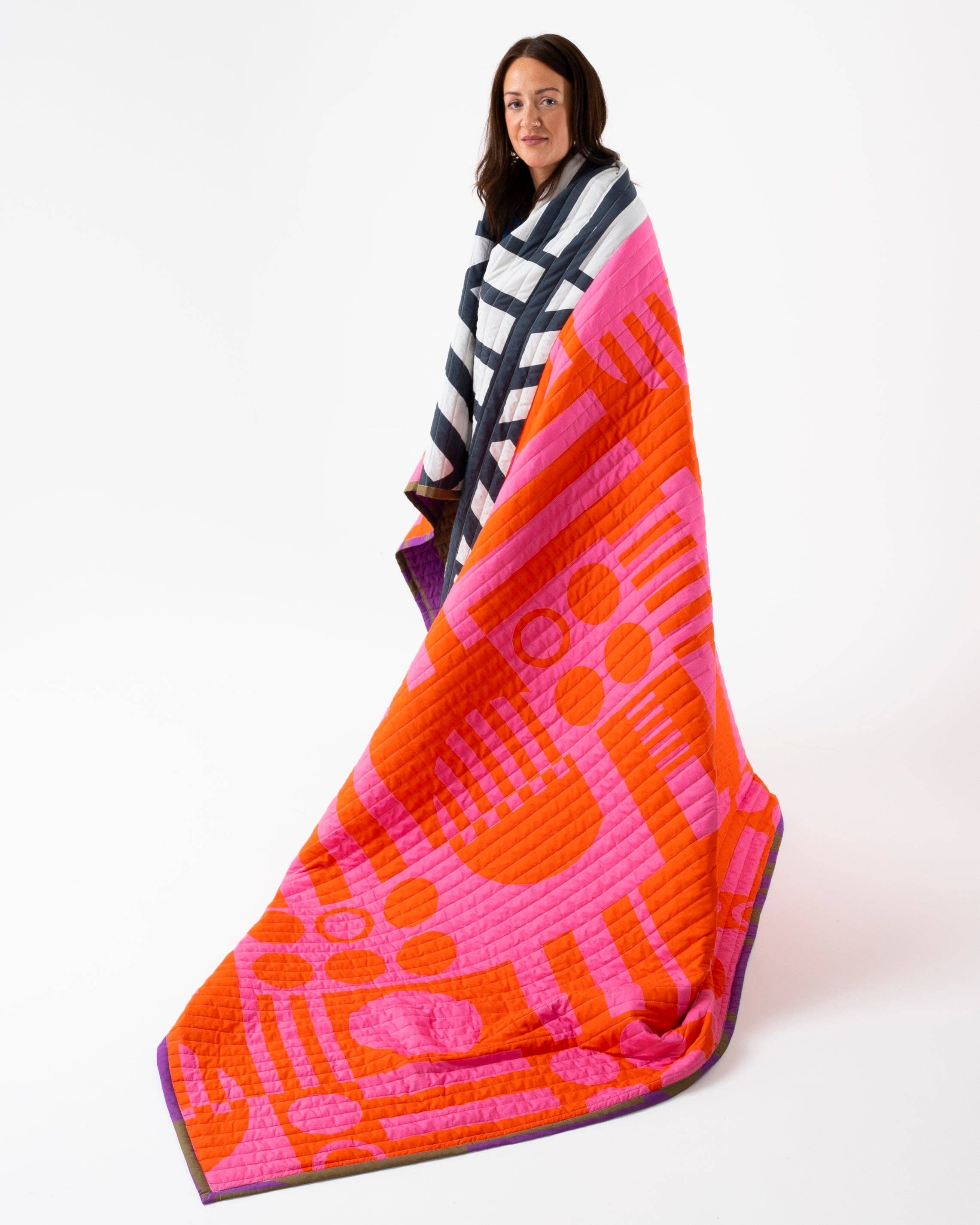 Irregular Sleep Pattern – wholesale Throw blanket – Reversible Quilted Throw in Hot Grape11