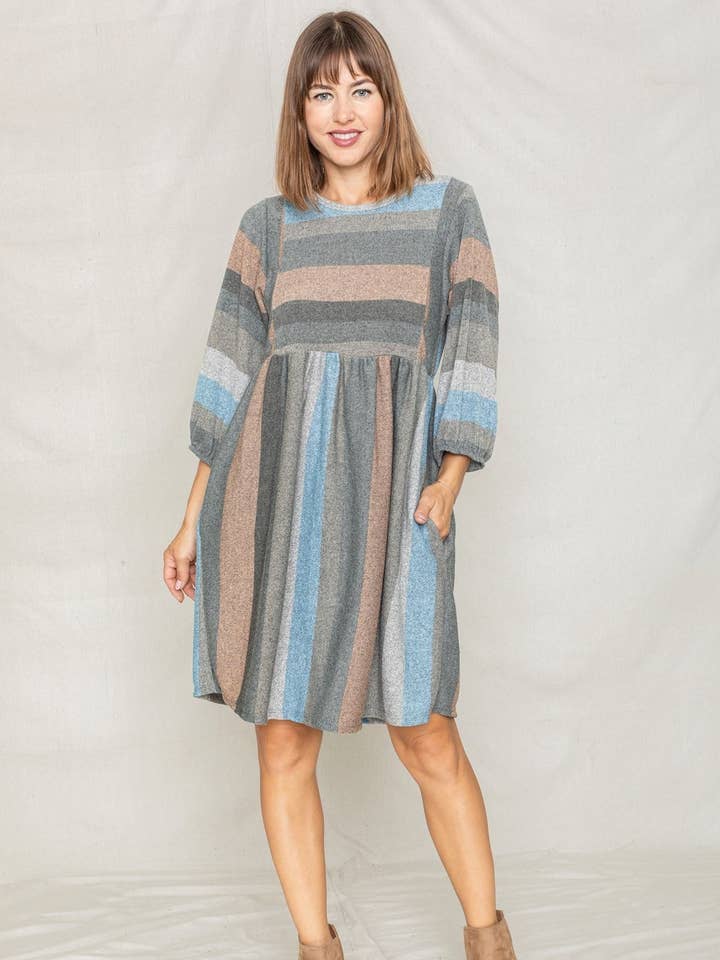 Mix gestreepte midi-jurk met ballonmouwen voor wholesale door EG fashion