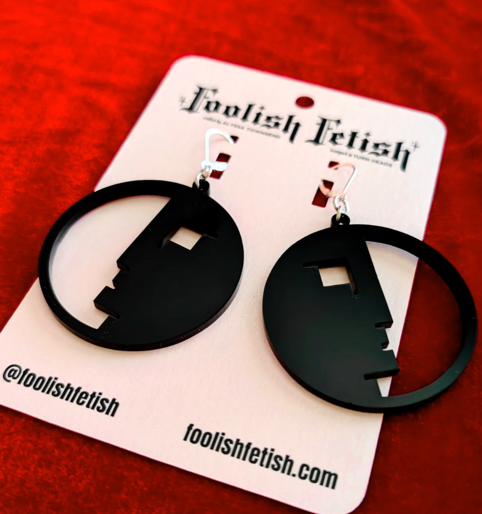 Foolish Fetish – wholesale Hängande örhängen – Bauhaus Hoop-örhängen i två storlekar 2" eller 3"4