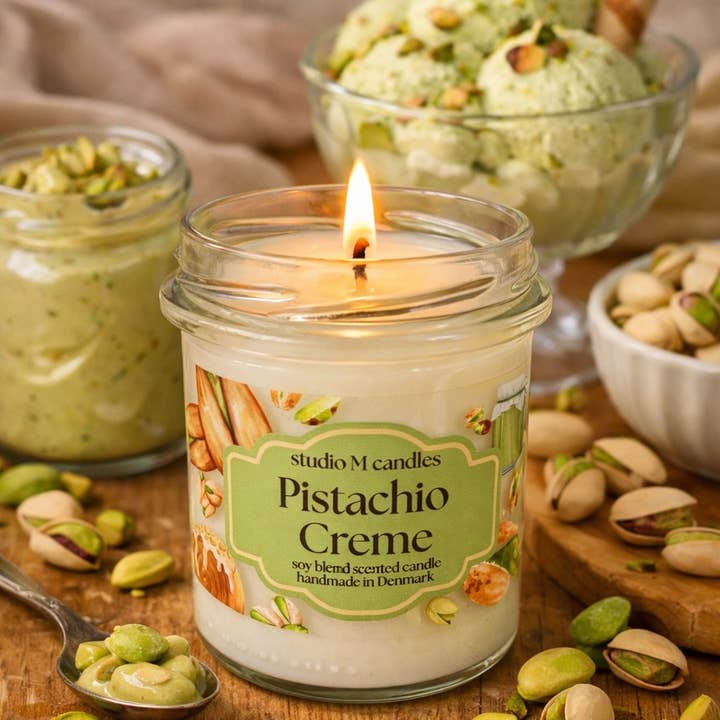 Pistachio Creme- Soy Blend Scented Candle 300g for wholesale by studio M candles