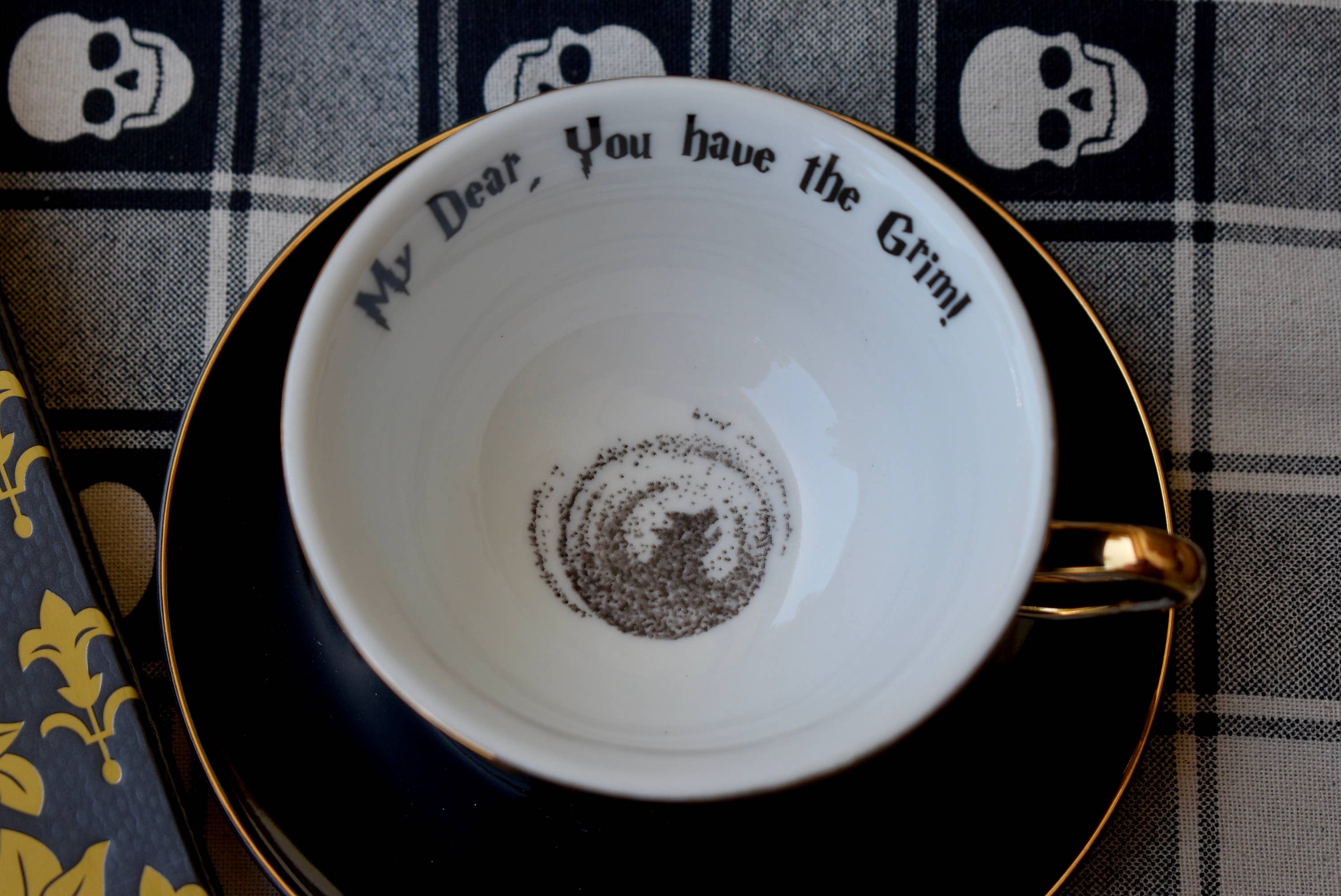 All Little Cute Things - Vendita all'ingrosso Tazza da tè/caffè - Tazza da tè con lettura delle foglie di tè "My Dear You Have the Grim" in fine porcellana4