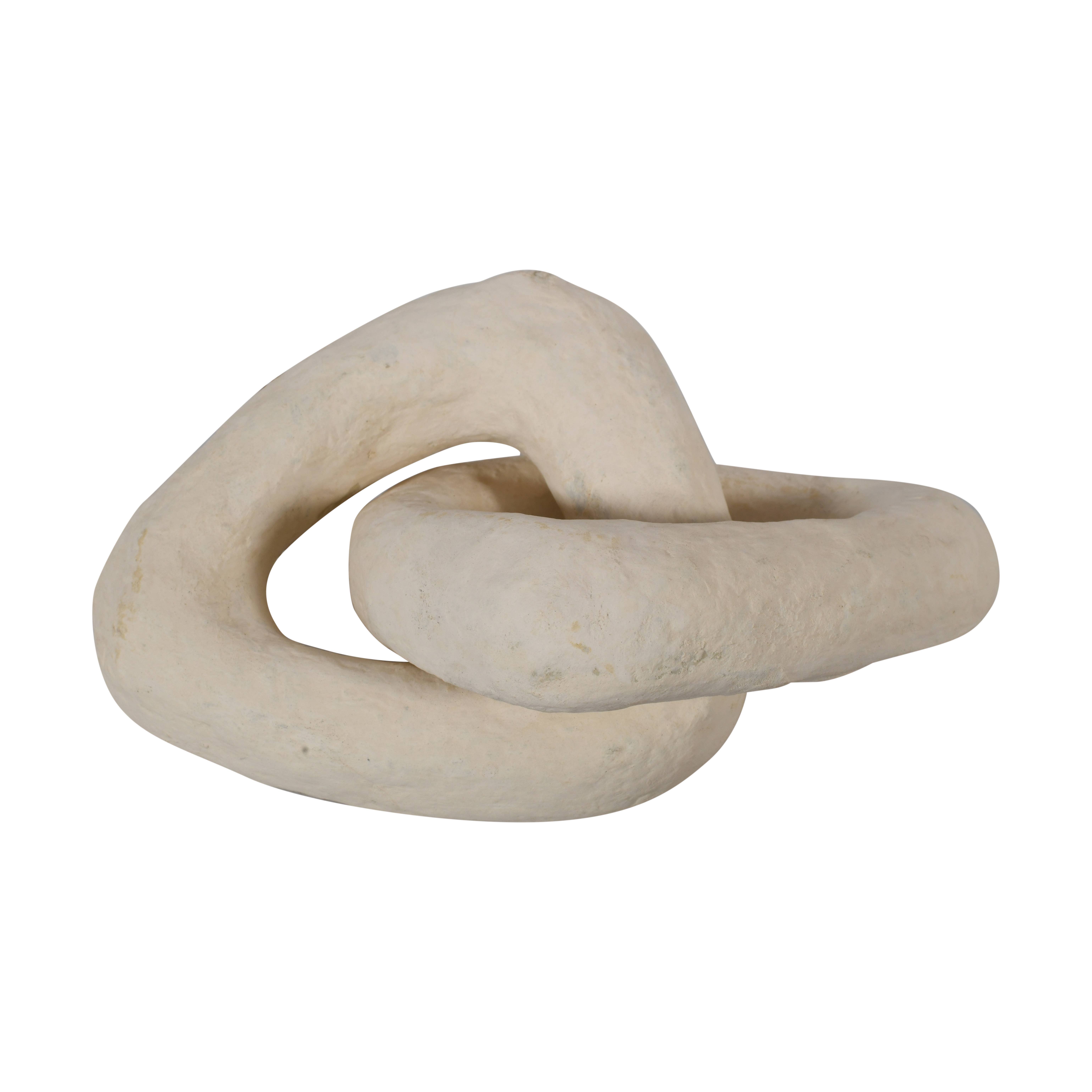 off white Paper Mache Chain Dia 6" & H 3" for wholesale on Faire4