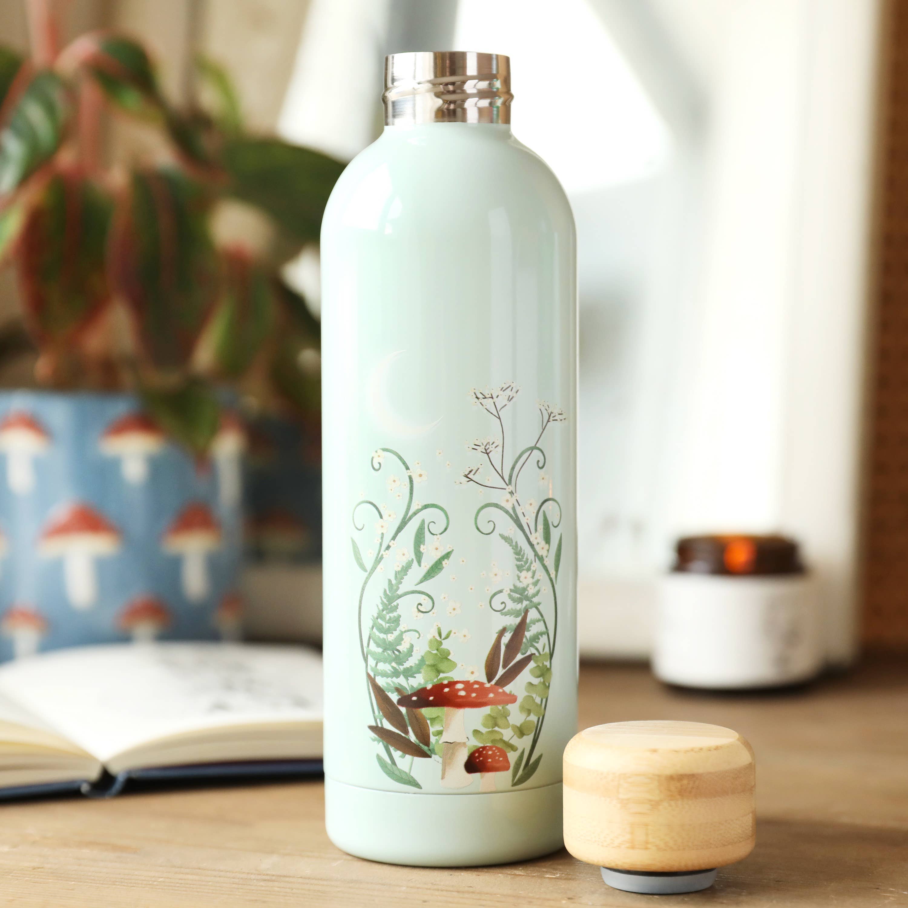 Lisa Angel – wholesale Water bottle – Moonrise Print Blue Metal Water Bottle with Bamboo Top0