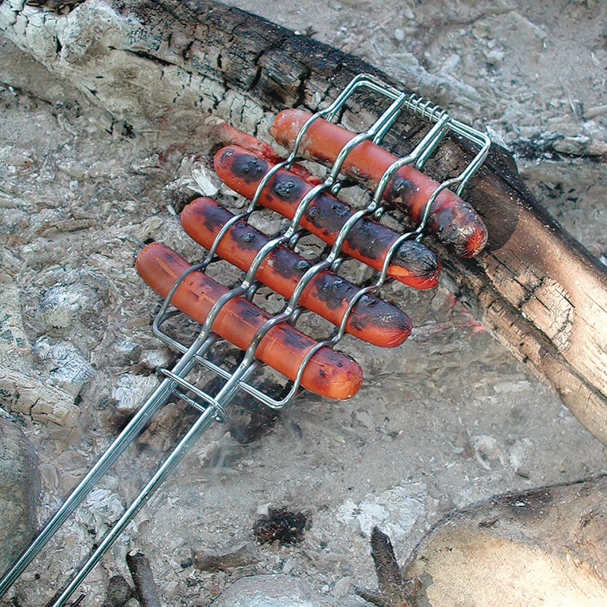 Rome Outdoor Cookware - Wholesale Outdoor Grill Tools - 4-Up Safe'T'Roaster Hot Dog Basket by Rome #27441