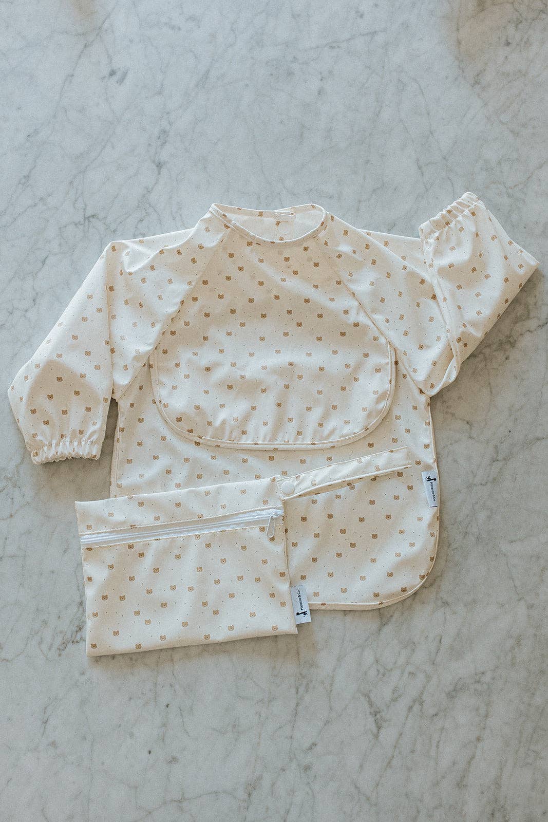 Micasso & Co - Wholesale Apron - Kids - Long-sleeve bib with integrated pocket24