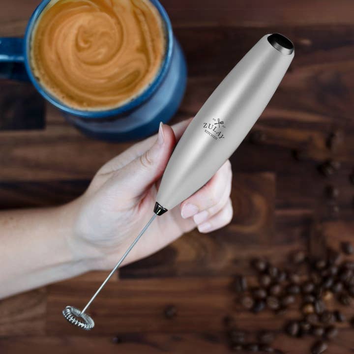 Mælkeskummer til kaffe – Kraftfuld titaniumsmotor for engroshandel hos Zulay Kitchen