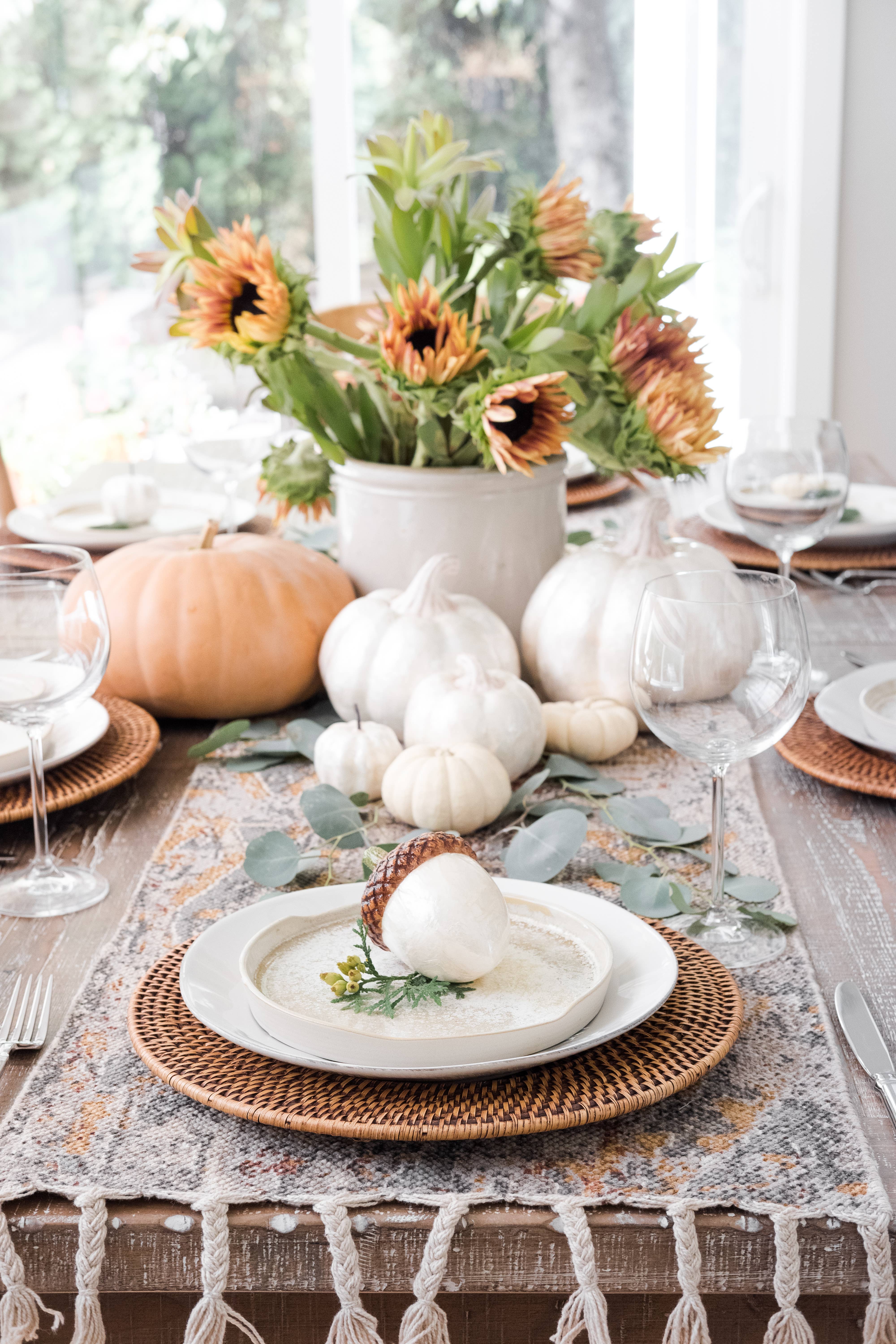 Dekorasyon Gifts  Decor - Wholesale Decorative Tabletop Object - Capiz Acorn (White)2