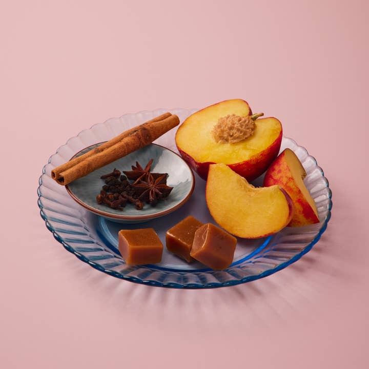 Le Bon Garcon - Wholesale Caramel - Bitten Peach Caramels 6 oz Gift Box