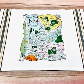 NYC Boroughs Dekorative Pude (med Indsæt) for engroshandel hos Gooseberry Designs