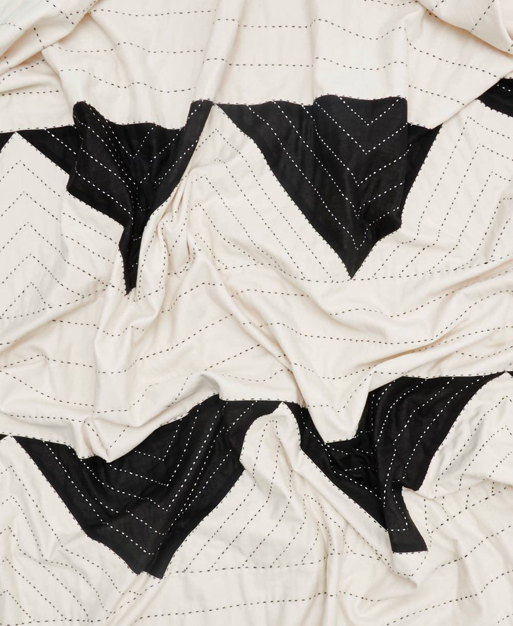 Anchal - Wholesale Throw Blanket - Triangle Quilt Throw11