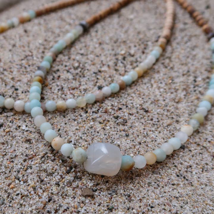 Essenshell - Wholesale Beaded/Pearl Necklace - Malibu Coconut Necklace2