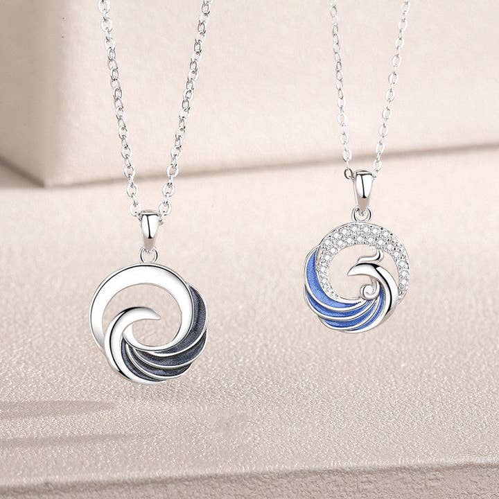 Perimade & Co. LLC - Venta al por mayor Collares con colgantes/abalorios - Collar de pareja con diseño de ave fénix a juego en plata de ley 925