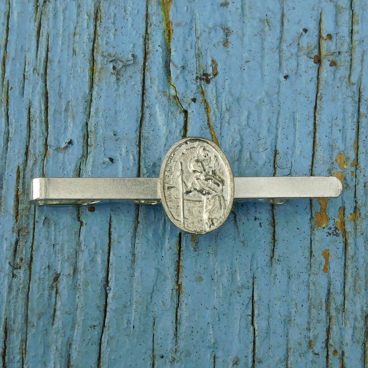 St Christopher Pewter Gravata Deslize Mão Elenco por William Sturt por atacado de William Sturt Fine Pewter