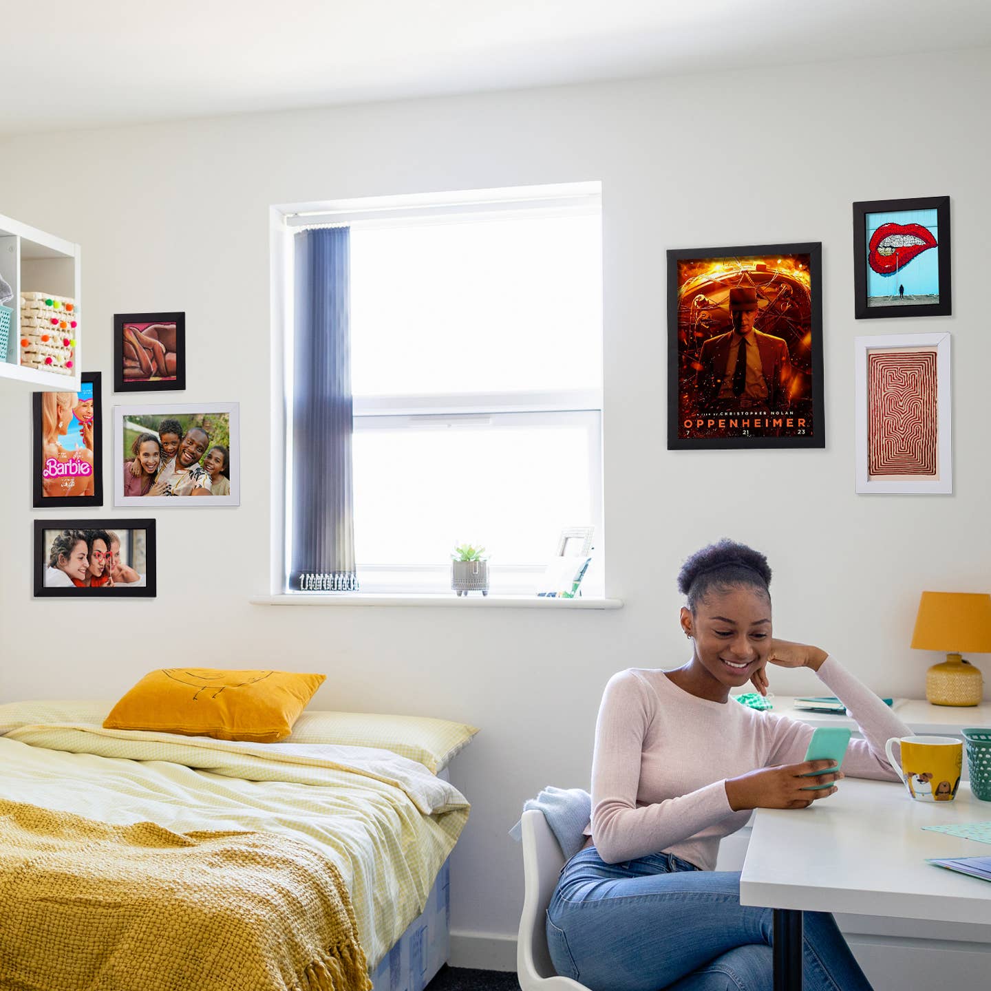 Pop-up Frames - Wholesale Picture Frame - MEDIUM Pop-up Picture Frame | Multi-size 21-50cm | Stick-on11