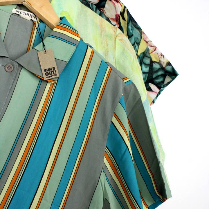 Sun's Out! - Wholesale Button Down Shirt - Women's - Vintage Short-Sleeve Button Up Blouse - Original Length1