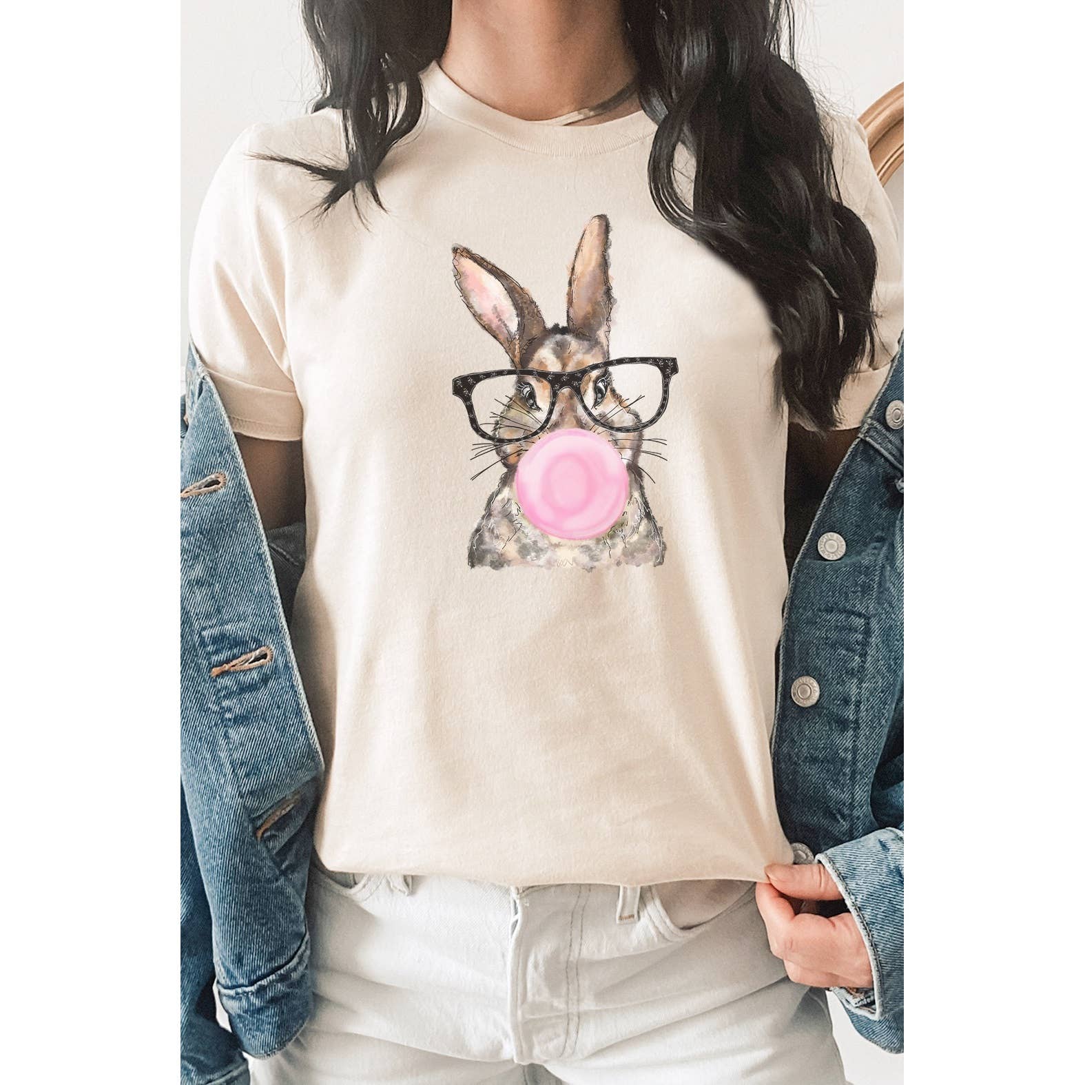 Kissed Apparel – Großhandel T-Shirt mit Siebdruck – Damen – Bunny Pink Bubblegum Brillen-T-Shirt mit Oster-Frühlings-Grafik2