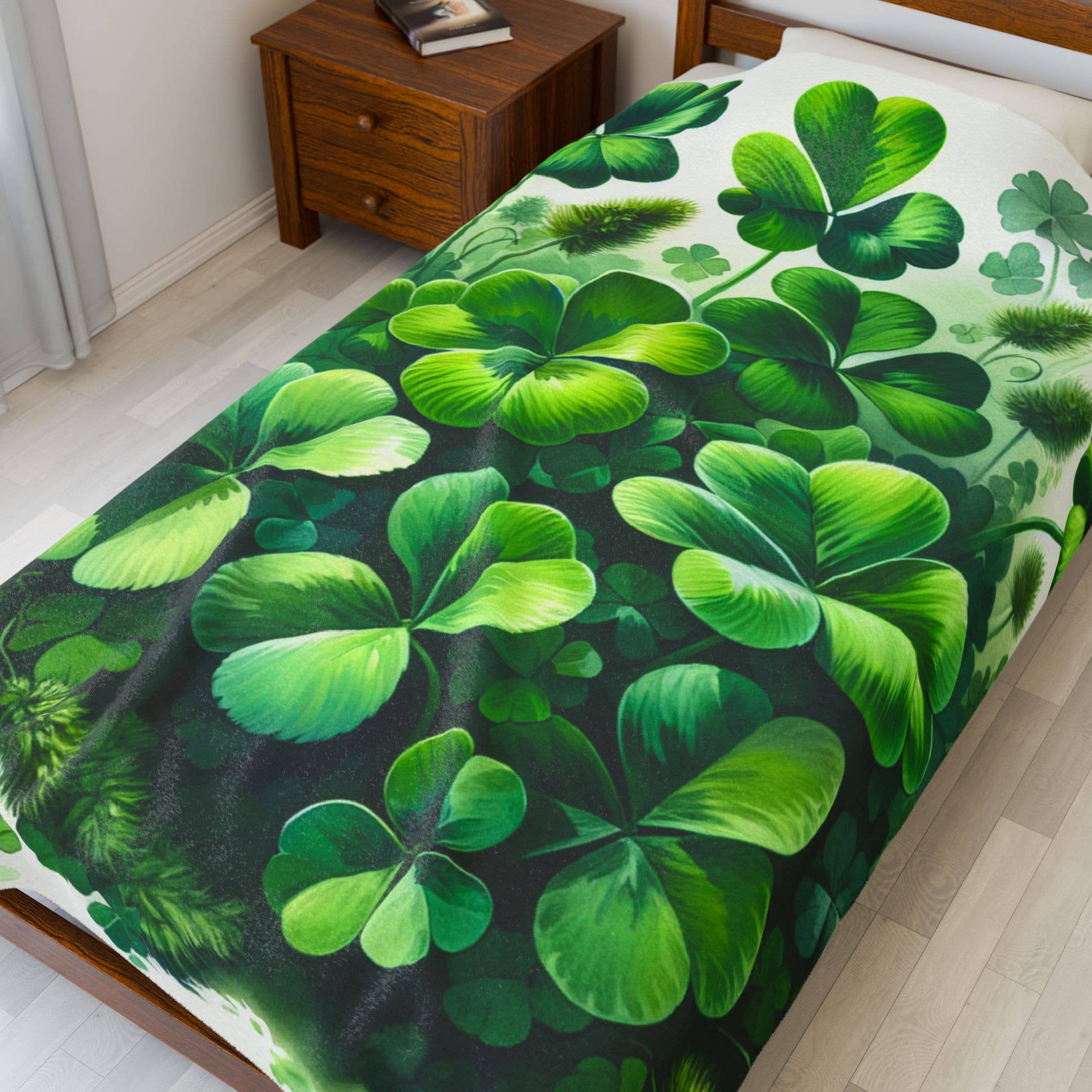 Ohhh So Swag - Wholesale Throw Blanket - Lucky Four Leaf Clover Shamrock Green and White Blanket | US5