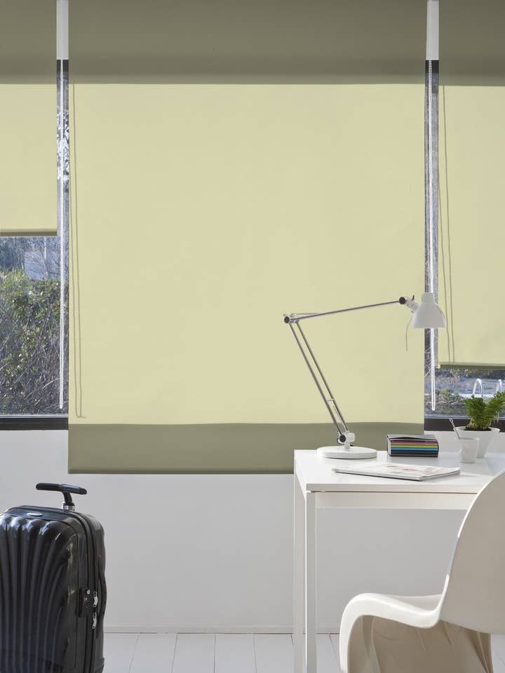 Aral Smooth Translúcido Roller Cego por atacado de ZEBRA TEXTIL, SL