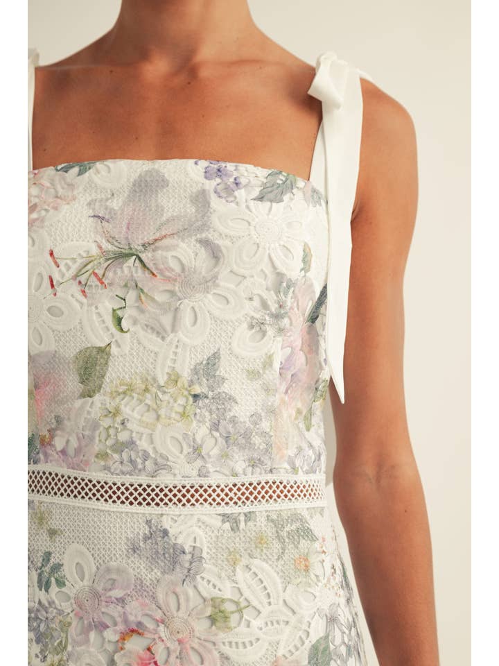 Blanc Multi Robe midi sirène en dentelle sans manches avec nœud Madison en vente sur Faire4