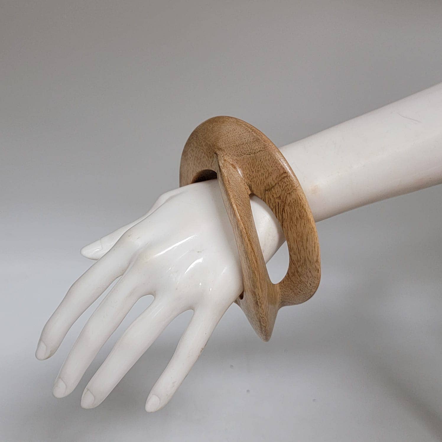 Treasure Jewelry - Wholesale Bangle Bracelet - Carved Wooden Bangle African Jewelry15