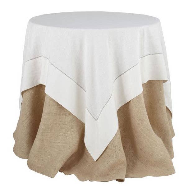 Fennco Styles - Wholesale Tafelkleed - Wit klassiek tafelkleed met zoomstiksels1