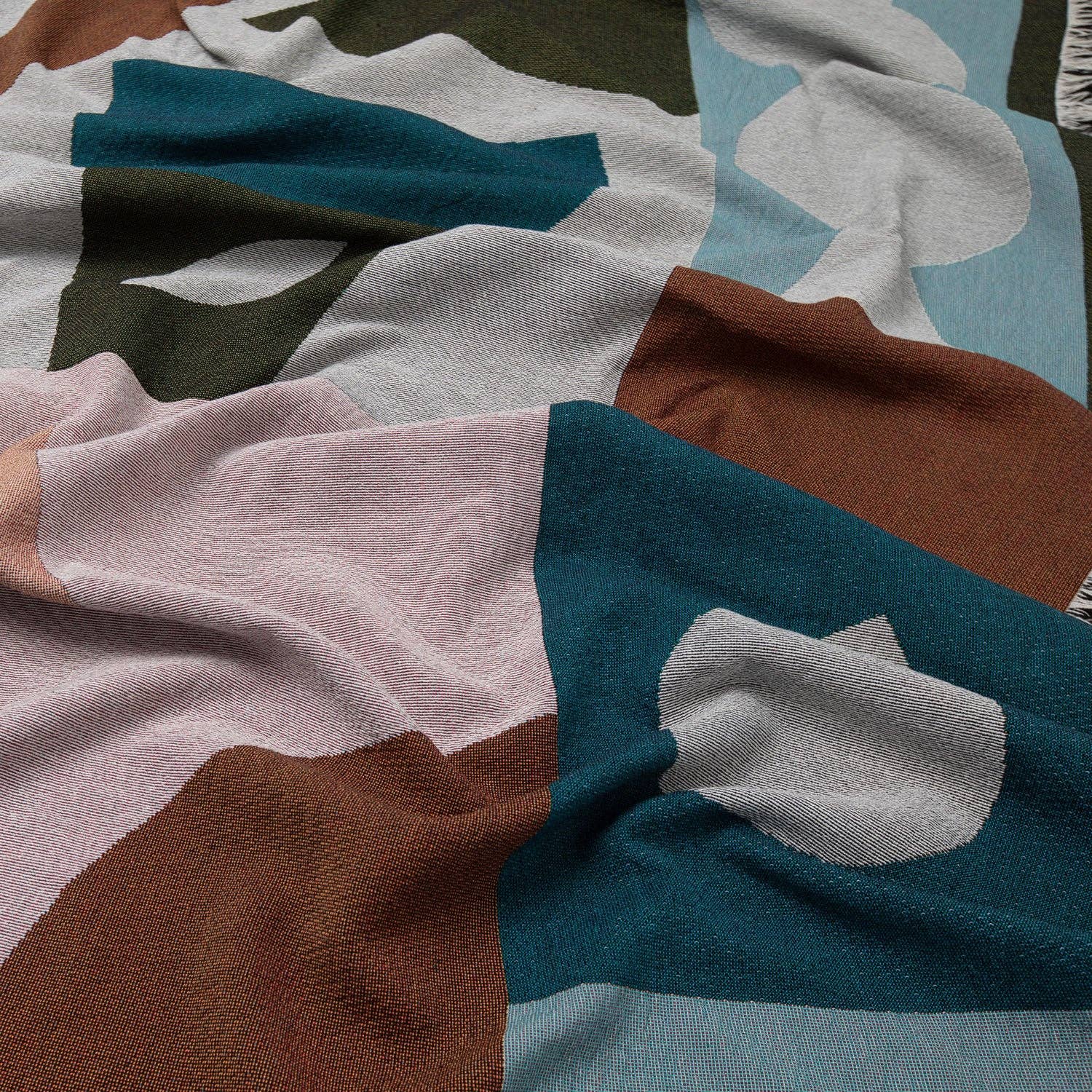 Slowdown Studio - Wholesale Decoratiedeken - Felix plaid2